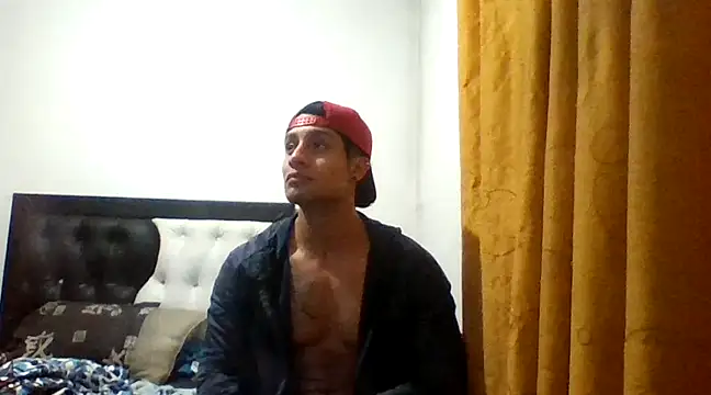 Snapshot of davidcr89 chatting on 02-01-25, 07:15 davidcr89 online show from 02-01-25, 07:15