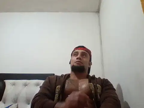 Snapshot of davidcr89 chatting on 09-18-25, 06:04 davidcr89 online show from 09-18-25, 06:04