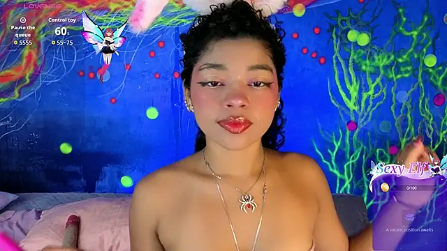 lucie petite online show from 02-09-26, 06:34