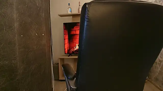 Alahiaa  online show from 01-21-25, 03:32