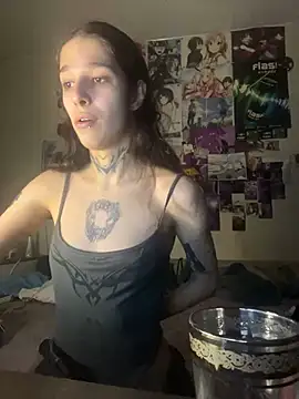 mollyEXD online show from 03-10-25, 10:13