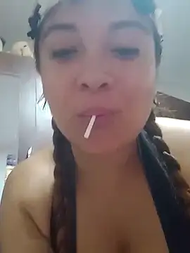 Snapshot of titattika_plattlina chatting on 01-21-25, 03:59 titattika plattlina online show from 01-21-25, 03:59