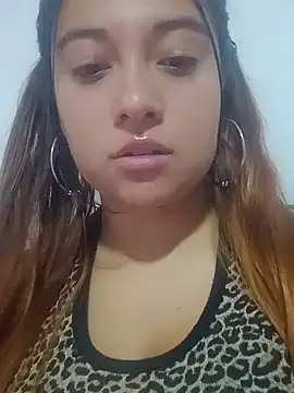 Snapshot of titattika_plattlina chatting on 01-23-25, 04:30 titattika plattlina online show from 01-23-25, 04:30