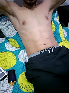 Snapshot of hot_hunk_boy chatting on 09-28-25, 04:56 hot hunk boy online show from 09-28-25, 04:56