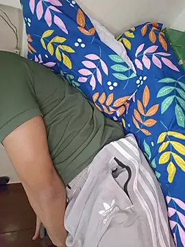 Snapshot of hot_hunk_boy chatting on 11-10-25, 09:30 hot hunk boy online show from 11-10-25, 09:30