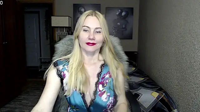 Snapshot of _Mire11a69 chatting on 01-21-25, 08:11  Mire11a69 online show from 01-21-25, 08:11