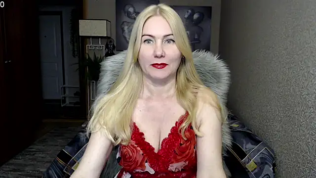 Snapshot of _Mire11a69 chatting on 02-04-25, 02:10  Mire11a69 online show from 02-04-25, 02:10