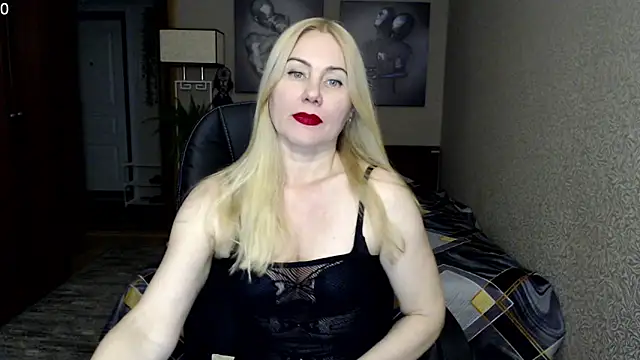 Snapshot of _Mire11a69 chatting on 02-08-25, 04:47  Mire11a69 online show from 02-08-25, 04:47