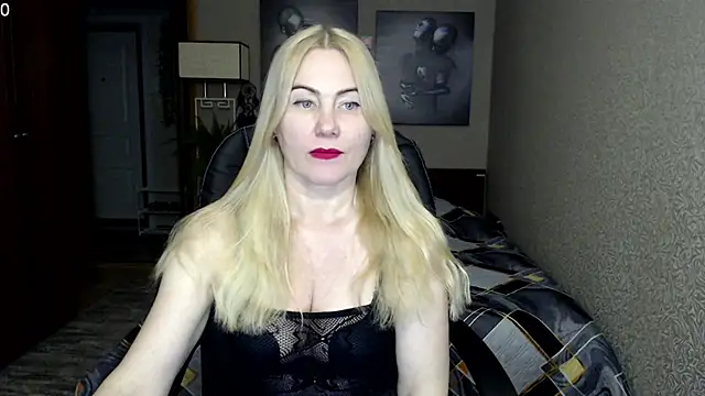 Snapshot of _Mire11a69 chatting on 02-24-25, 02:58  Mire11a69 online show from 02-24-25, 02:58