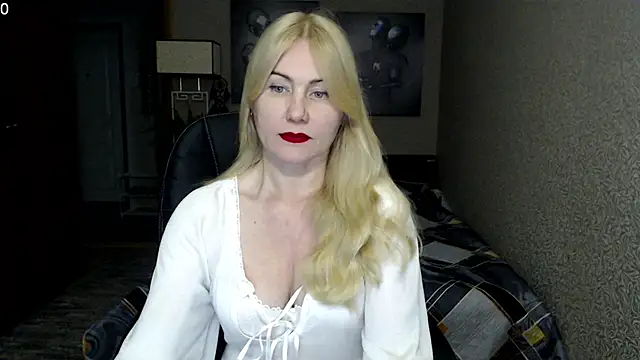 Snapshot of _Mire11a69 chatting on 02-26-25, 03:08  Mire11a69 online show from 02-26-25, 03:08