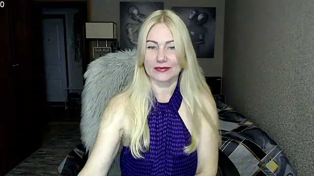 Snapshot of _Mire11a69 chatting on 10-18-25, 03:53  Mire11a69 online show from 10-18-25, 03:53