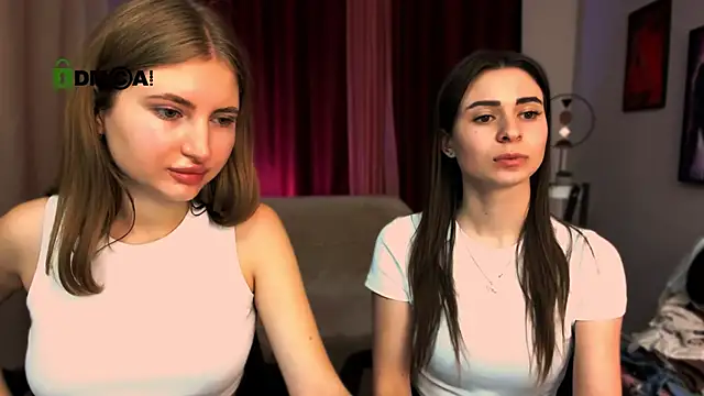 Snapshot of flora_ri chatting on 01-22-25, 10:50 flora ri online show from 01-22-25, 10:50