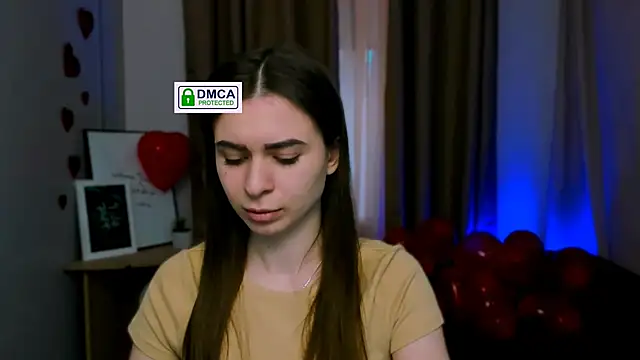 Snapshot of flora_ri chatting on 02-25-25, 10:47 flora ri online show from 02-25-25, 10:47