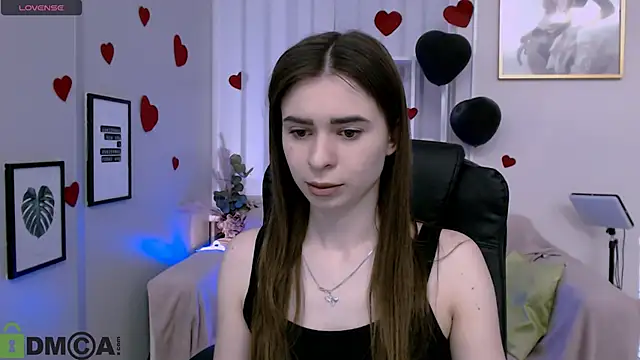 Snapshot of flora_ri chatting on 02-26-25, 10:15 flora ri online show from 02-26-25, 10:15