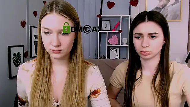 Snapshot of flora_ri chatting on 03-17-25, 02:01 flora ri online show from 03-17-25, 02:01