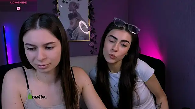 Snapshot of flora_ri chatting on 10-16-25, 09:54 flora ri online show from 10-16-25, 09:54