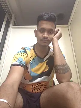 Snapshot of xx54362 chatting on 11-18-25, 11:14 xx54362 online show from 11-18-25, 11:14