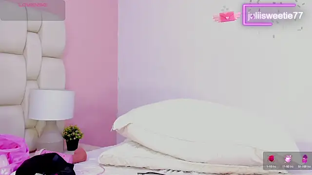 JuliiSweetie online show from 01-29-25, 10:53