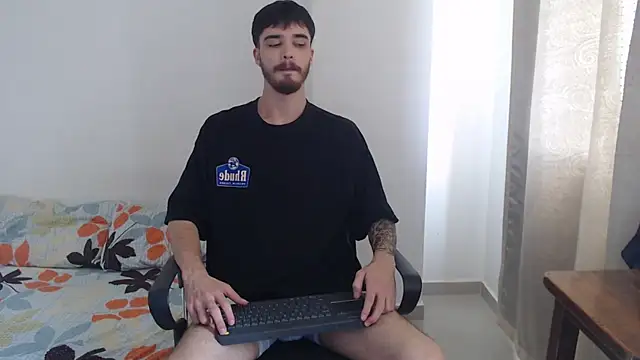 Aleex Miller online show from 12-02-25, 02:34