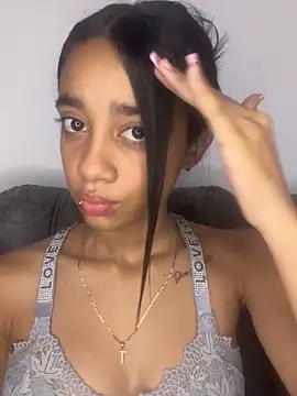 Zoe Sweett18 online show from 02-19-26, 03:30