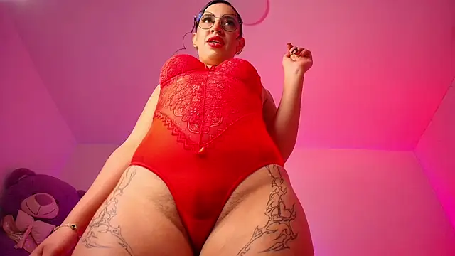 MiaFlamesxxx online show from 12-16-25, 03:11