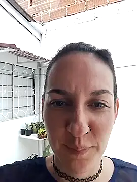 Snapshot of ana_liebert chatting on 10-24-25, 09:33 ana liebert online show from 10-24-25, 09:33