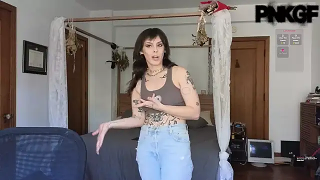 bunnierotten online show from 01-21-25, 08:00