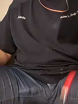 Snapshot of almighty_d chatting on 01-28-25, 07:22 almighty d online show from 01-28-25, 07:22