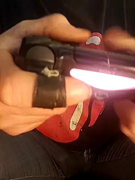 Snapshot of almighty_d chatting on 02-28-25, 05:15 almighty d online show from 02-28-25, 05:15