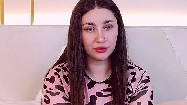 KiraBarlows online show from 03-06-25, 01:05