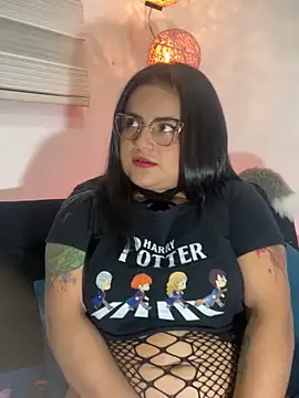 VanneCute1 online show from 02-18-25, 12:15