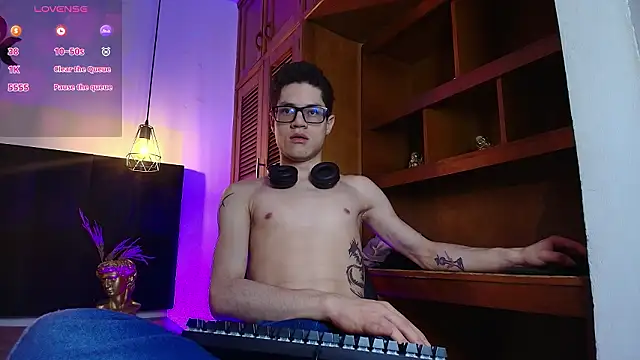 wolfandsky online show from 03-12-26, 11:27