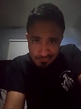 Burrrucecold00 online show from 02-14-25, 09:45