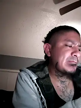 Burrrucecold00 online show from 02-25-25, 10:15