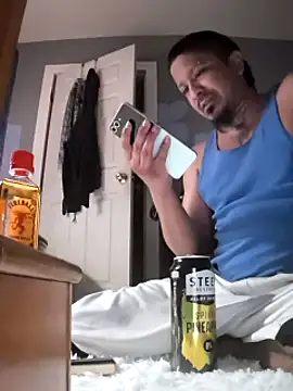 Burrrucecold00 online show from 03-11-25, 10:18