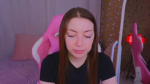 Ann moon   online show from 03-10-25, 12:26