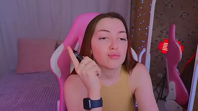 Ann moon   online show from 03-17-25, 06:32