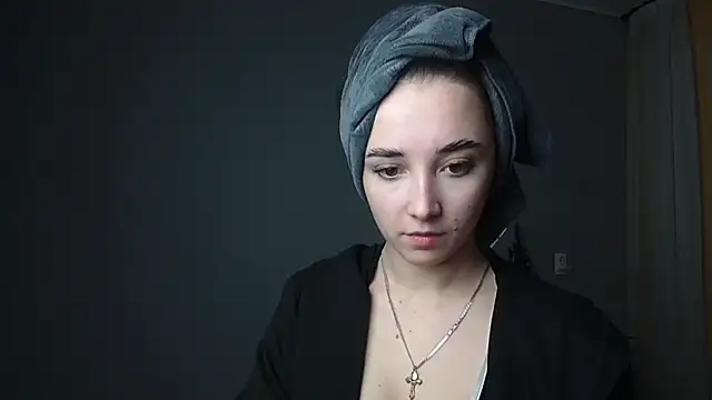 Snapshot of Eva_Gloryy chatting on 02-05-25, 08:46 Eva Gloryy online show from 02-05-25, 08:46