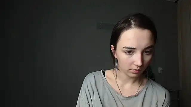 Snapshot of Eva_Gloryy chatting on 02-06-25, 09:06 Eva Gloryy online show from 02-06-25, 09:06