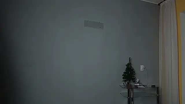 Snapshot of Eva_Gloryy chatting on 02-14-25, 03:36 Eva Gloryy online show from 02-14-25, 03:36