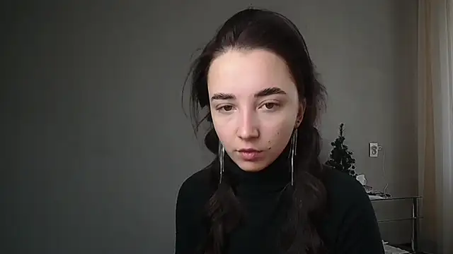 Snapshot of Eva_Gloryy chatting on 02-17-25, 01:32 Eva Gloryy online show from 02-17-25, 01:32