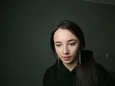 Snapshot of Eva_Gloryy chatting on 02-27-25, 07:04 Eva Gloryy online show from 02-27-25, 07:04