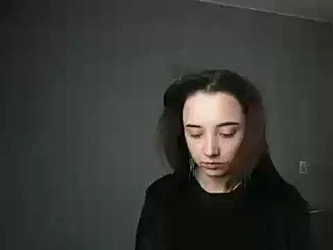 Snapshot of Eva_Gloryy chatting on 02-28-25, 07:05 Eva Gloryy online show from 02-28-25, 07:05