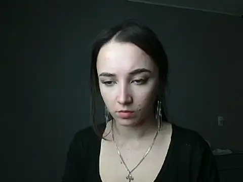Snapshot of Eva_Gloryy chatting on 03-07-25, 04:00 Eva Gloryy online show from 03-07-25, 04:00