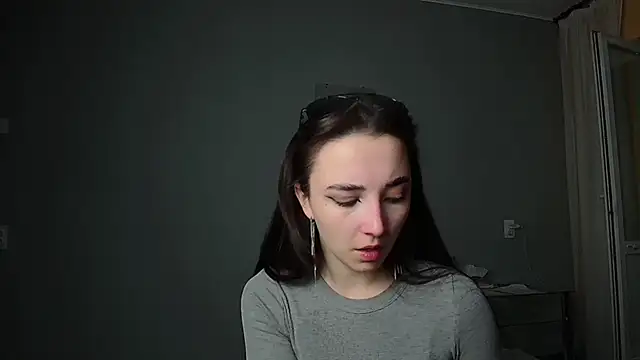 Snapshot of Eva_Gloryy chatting on 03-14-25, 09:10 Eva Gloryy online show from 03-14-25, 09:10