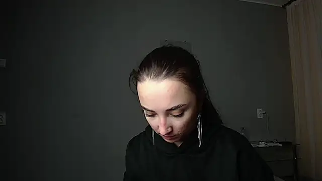 Snapshot of Eva_Gloryy chatting on 03-18-25, 05:31 Eva Gloryy online show from 03-18-25, 05:31