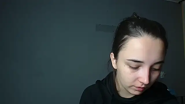 Snapshot of Eva_Gloryy chatting on 10-02-25, 03:08 Eva Gloryy online show from 10-02-25, 03:08