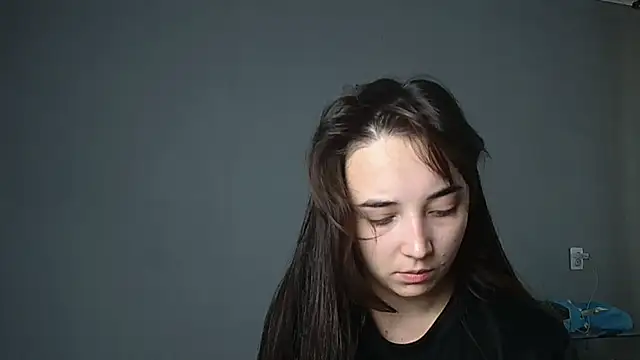 Snapshot of Eva_Gloryy chatting on 10-05-25, 11:30 Eva Gloryy online show from 10-05-25, 11:30