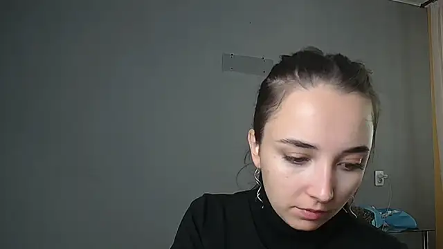 Snapshot of Eva_Gloryy chatting on 10-12-25, 10:14 Eva Gloryy online show from 10-12-25, 10:14