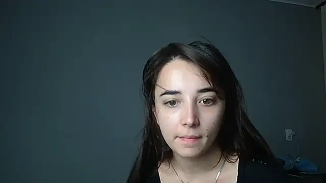 Snapshot of Eva_Gloryy chatting on 10-27-25, 02:10 Eva Gloryy online show from 10-27-25, 02:10